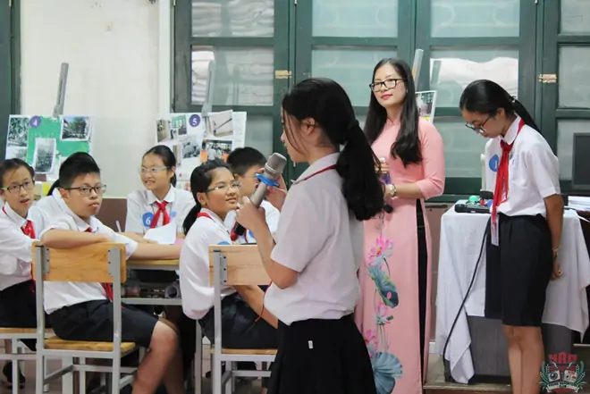 LUYỆN NÓI: KỂ CHUYỆN THEO NGÔI KỂ KẾT HỢP VỚI MIÊU TẢ VÀ BIỂU CẢM