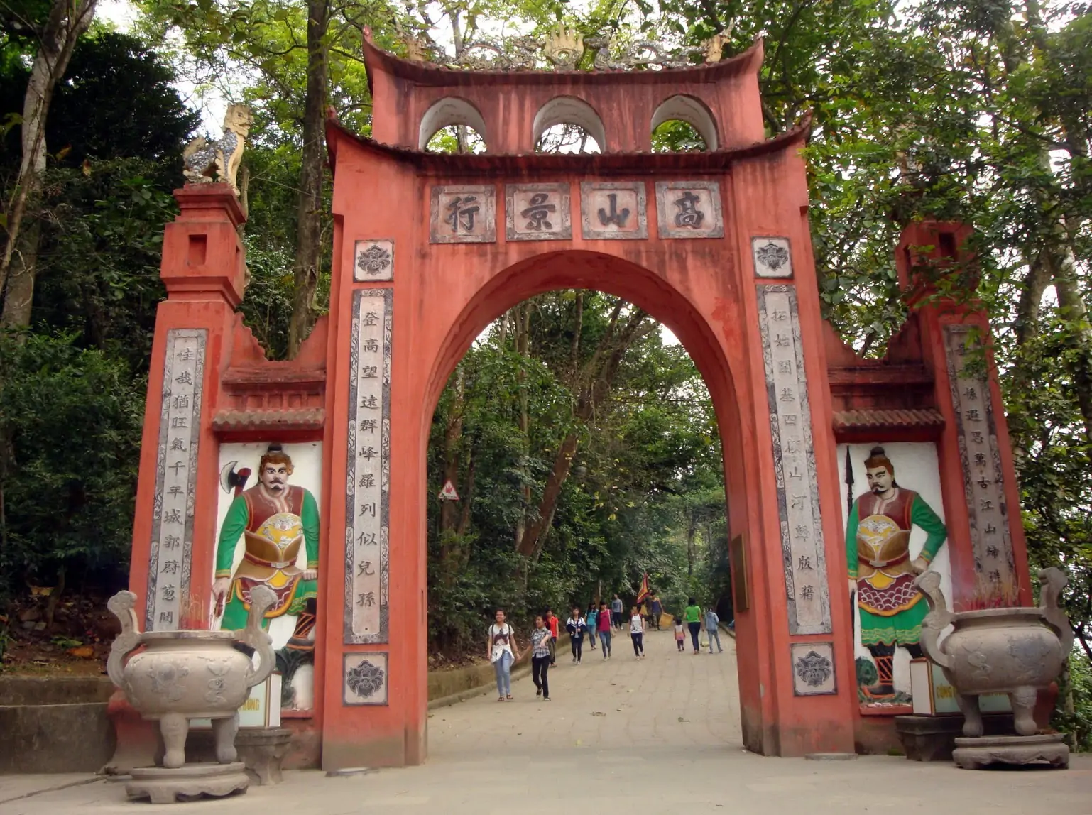Tập đọc: Phong cảnh đền Hùng