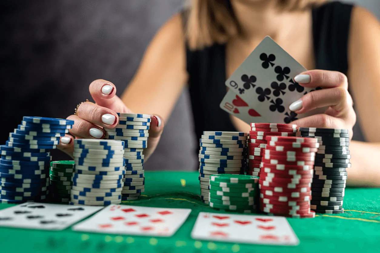 hinh-anh-game-bai-988bet-san-choi-thoa-man-dam-me-123-1