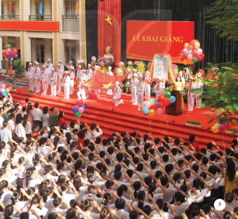 hinh-anh-hat-bai-hat-khai-truong-6152-0
