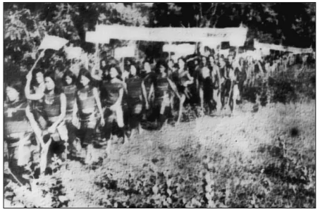 hinh-anh-bai-28-xay-dung-chu-nghia-xa-hoi-o-mien-bac-dau-tranh-chong-de-quoc-mi-va-chinh-quyen-sai-gon-o-mien-nam-1954-1965-2491-4 hinh-anh-bai-28-xay-dung-chu-nghia-xa-hoi-o-mien-bac-dau-tranh-chong-de-quoc-mi-va-chinh-quyen-sai-gon-o-mien-nam-1954-1965-2491-4