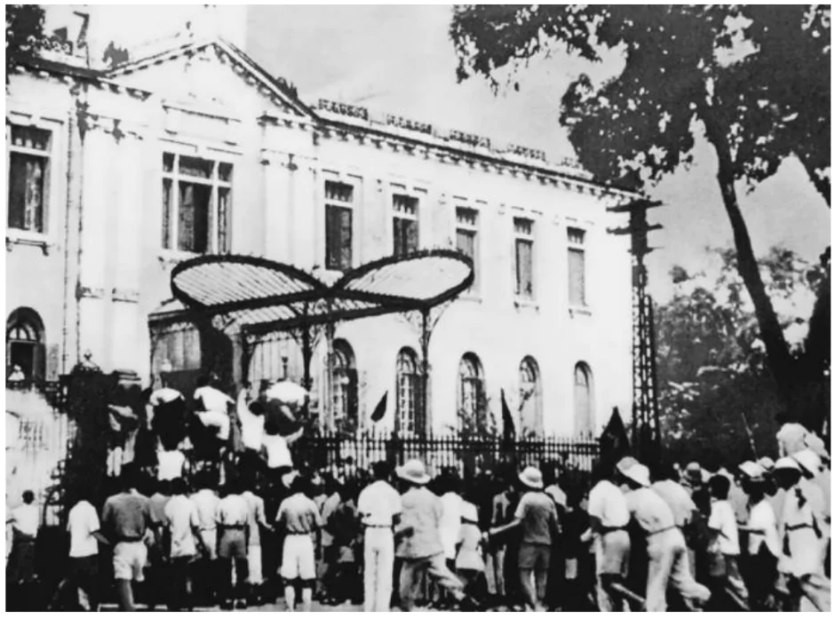 hinh-anh-bai-16-phong-trao-giai-phong-dan-toc-va-tong-khoi-nghia-thang-tam-1939-1945-nuoc-vndcch-ra-doi-3035-6