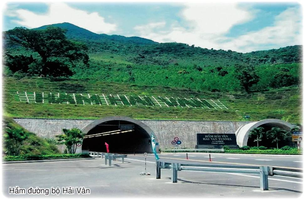 hinh-anh-bai-43-cac-vung-kinh-te-trong-diem-2897-1