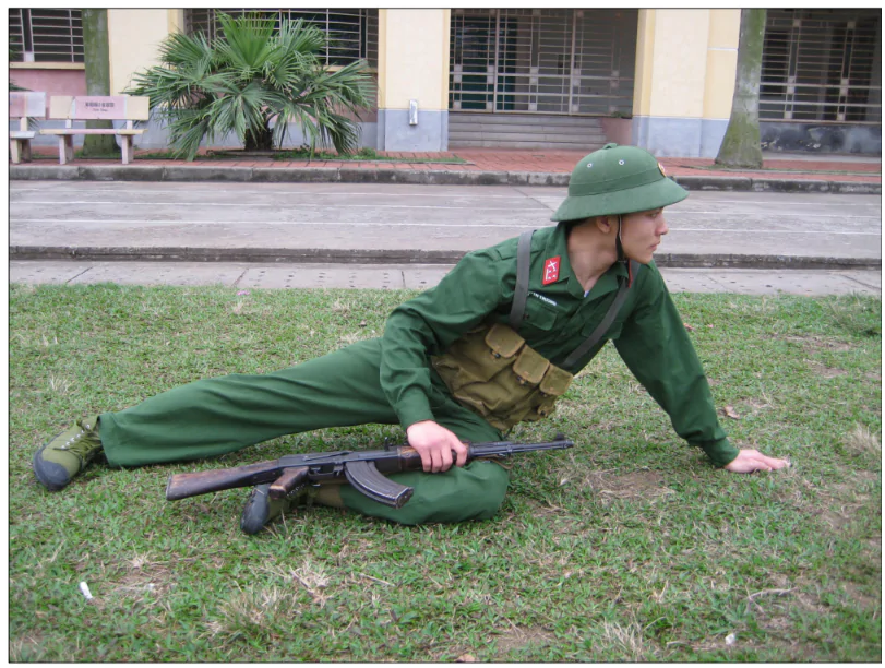 hinh-anh-bai-6-cac-tu-the-dong-tac-co-ban-van-dong-tren-chien-truong-3016-4