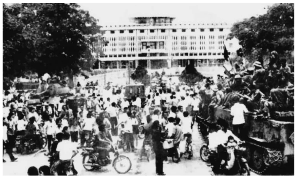 hinh-anh-bai-23-khoi-phuc-va-phat-trien-kinh-te-xa-hoi-o-mien-bac-giai-phong-hoan-toan-mien-nam-1973-1975-3043-6