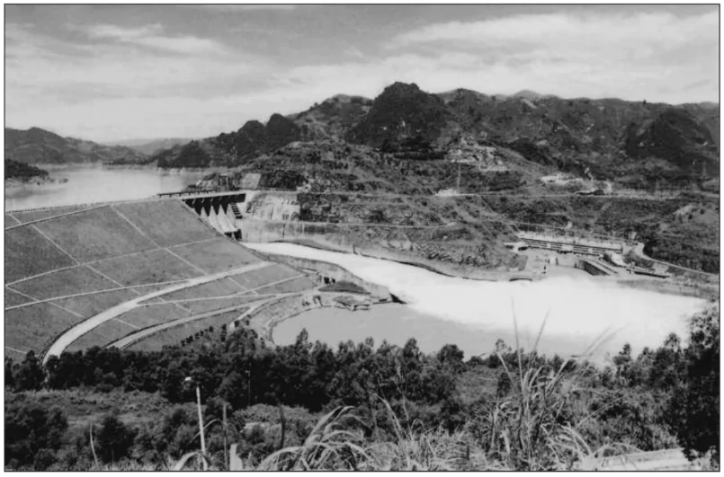 hinh-anh-bai-30-viet-nam-xay-dung-chu-nghia-xa-hoi-va-dau-tranh-bao-ve-to-quoc-1976-1986-3082-1