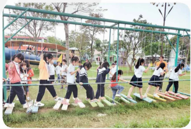 hinh-anh-chu-de-4-nhung-hoat-dong-yeu-thich-o-truong-em-6259-1