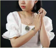 hinh-anh-bai-2-thiet-ke-do-trang-suc-thu-cong-bang-vat-lieu-san-co-12927-24